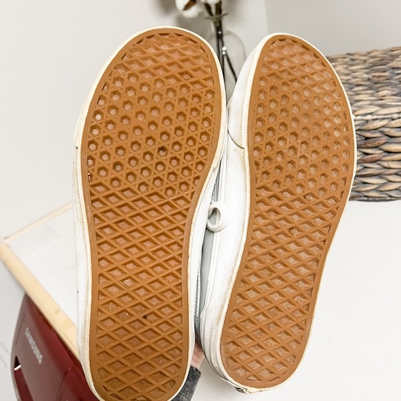 Vans Iridescent Old Skool Leather Lace Up Sneakers Size 9.5 - Picture 8 of 9